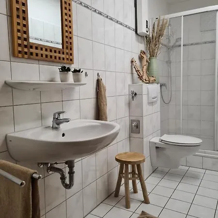 شقة Watt Will Man *